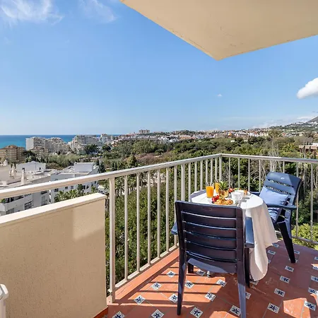 797 - Con Hermosas Vistas En Jupiter Benalmadena